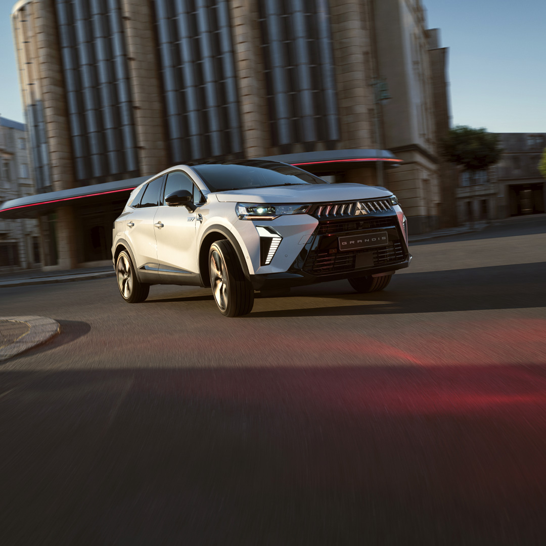 Mitsubishi ASX 3/4 bakifrån